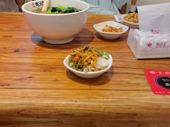 -湘人龙记老长沙米粉(鸟巢店)