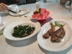 -大鸭梨烤鸭店(光彩店)
