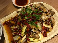 -临界音乐酒馆·小龙虾·江湖菜(华熙LIVE·鱼洞店)