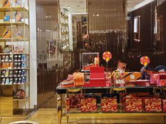 -VENCHI 闻绮(上海佛罗伦萨小镇店)