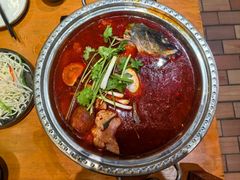 -老滇山寨•云南特色菜•地方菜•民族风情歌舞表演(金碧店)