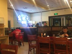 大堂-宏状元现熬粥·京味菜(三里河店)