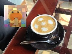 -梁鸿湿地丽笙度假酒店大堂吧