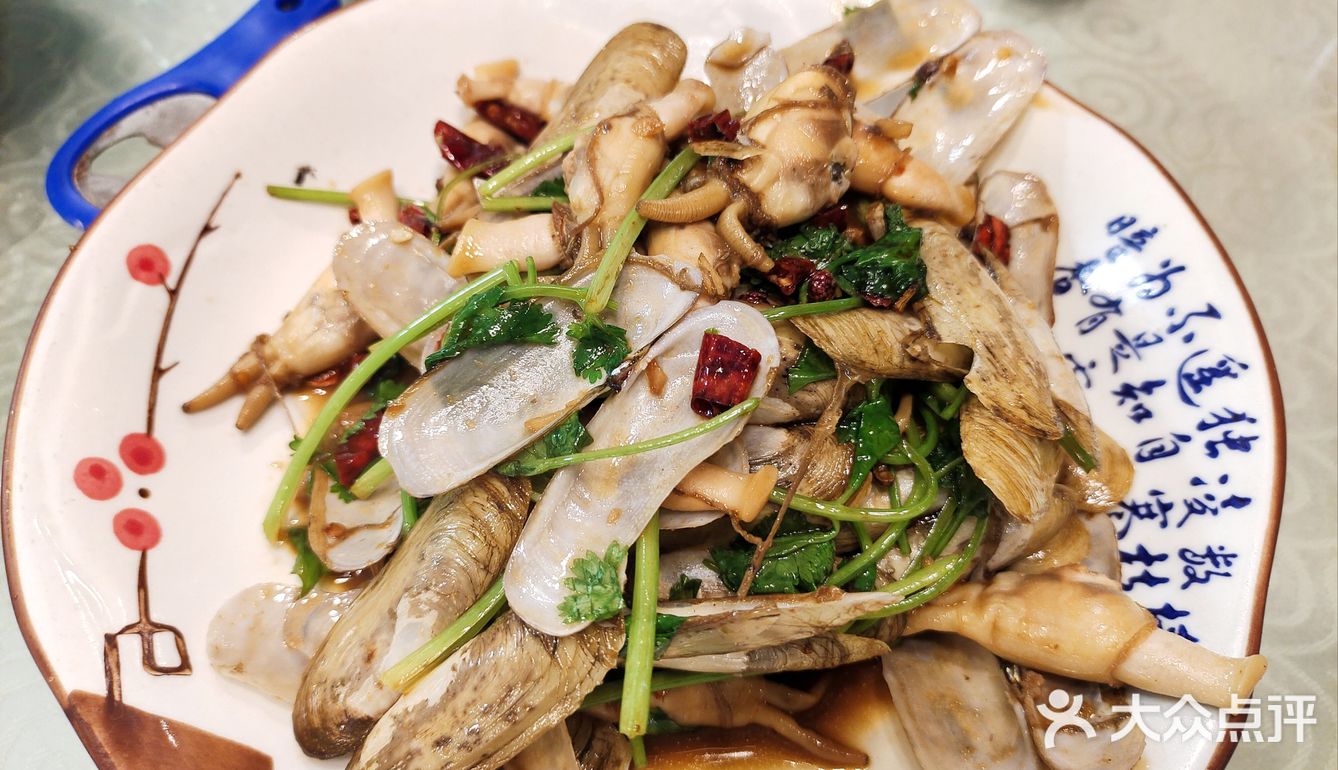 中午同事打卡知味小馆