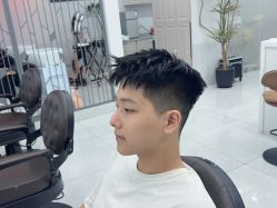 -尤司男士国潮理发馆