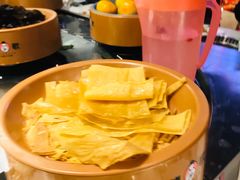 -龍歌自助小火锅(市南金茂湾店)