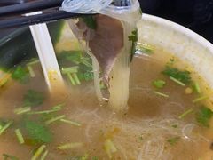 -黄阿姨锅贴大王(万航渡路店)