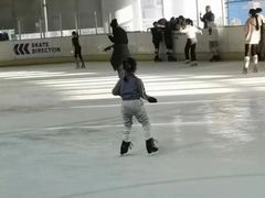 -冠军冰场CHAMPION RINK(百联又一城店)