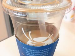 陨石拿铁-瑞幸咖啡(人民路店)