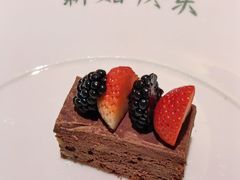 -AZUR聚(香格里拉饭店)