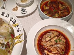 -江渔儿酸菜鱼·拔草餐厅(虎门君乐汇店)