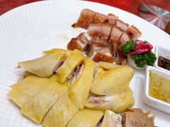 烧肉拼盐焗鸡-祥源坊海鲜酒楼(小榄店)