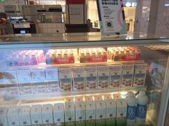 -CoCo都可(湖滨银泰店B区店)