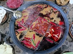 -正南齊北重庆老火锅(光华村直营店)