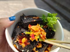 -黑色经典臭豆腐·湖南特产(太平街口店)