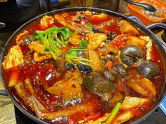 -老闵田螺馆·南昌特色小炒(梦时代店)
