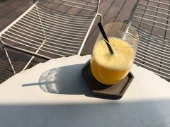 -UNI UNI(环亚凯瑟琳店)