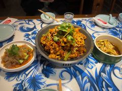 -川流不息·地道川菜·小龙虾(新松江路店)