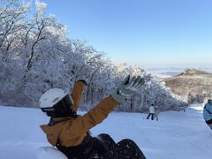 -中旅松花湖滑雪场
