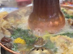 -岳记兴隆·青城腊排铜火锅(融创店)
