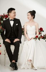 -雪中彩影婚纱摄影·微光艺术中心