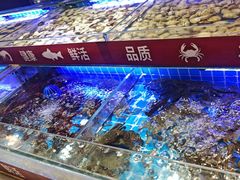 -四囍码头海鲜烧烤自助火锅(外滩南京东路悦荟广场店)