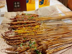 -老街烧烤大排档·地道湖北菜·龙虾馆(汉口火车站店)