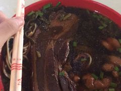 -小龙大肉面馆