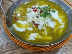 -汇吃汇喝美食街(上海建发浦悦荟广场店)