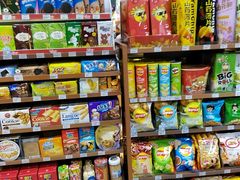 -全家便利店(愚园店)