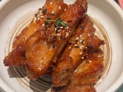 -秘密旅行Bonjour(黑金冠 江南西店)