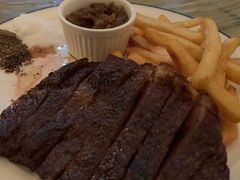 -羽深肉铺 Steak & Wine