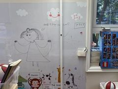 -moll学习桌椅(上海久光百货店)