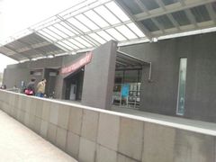 门面-同济大学四平路校区游泳馆