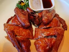 红烧乳鸽-白天鹅宾馆-玉堂春暖餐厅