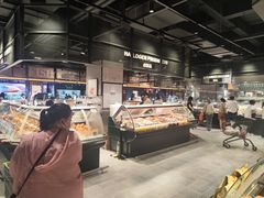 -胖东来生活广场(健康路店)