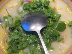 -江宴渔村·鱼鲜土菜(紫荆广场店)
