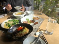 奶油菠菜-穹六人间 people 6(岳阳路店)