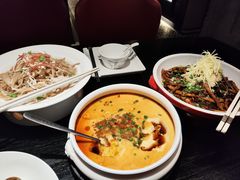 -吴越荣记苏州菜·松鼠桂鱼 100% 活鱼现做(月光码头店)