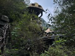 -大平台龙居瀑布旅游区