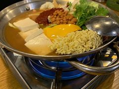 部队火锅-富乐满韩国正宗炸鸡韩国料理(虹泉路店)