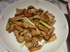 -京味斋·北京烤鸭(华威桥北工大店)