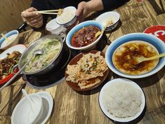 -冯烫烫跷脚牛肉·川菜小馆(武胜西街店)