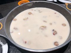 -煲宫猪肚鸡(昆山金鹰国际购物中心店)