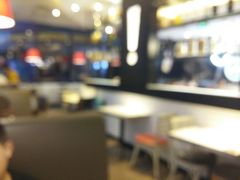 -必胜客(武汉欢乐谷店)