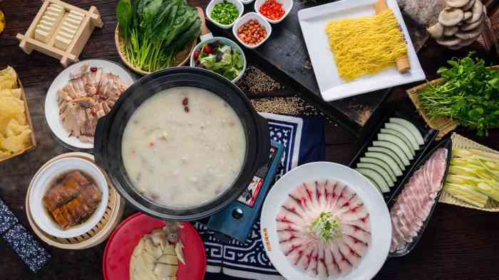 好彩猪肚鸡火锅店-"洛阳很火爆的好彩猪肚鸡开到了伊川,展览路..."-大