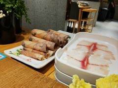 -江小渔鲜鱼火锅(冠亚星城店)