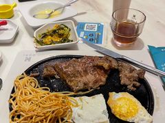 -豪客来牛排(中央花苑店)