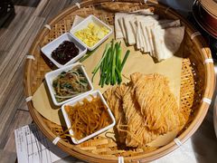 烙馍卷菜-掌柜的店·河南菜(日月光店)