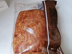 -红宝石·鲜奶小方·海派西点房(南丹店)